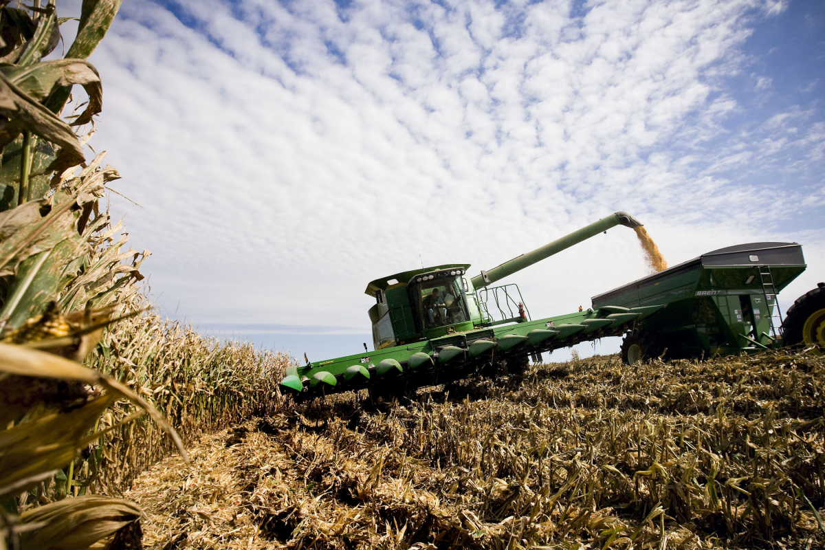 John-Deere-Combine-Service