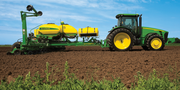 John Deere Oil and Filter Spring Sale Save 12%