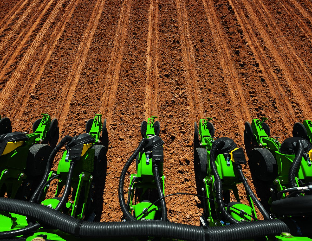 John-Deere-ExactEmerge-Bean-Plot