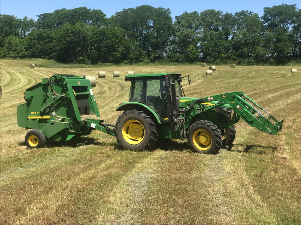 Seasonal John Deere Round Baler Rentals From $3,900