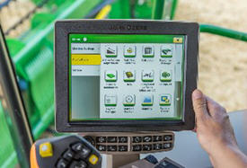 John-Deere-S760-S770-S780-Combine-gen4_commandcenter_46001