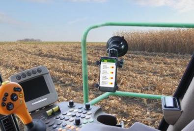 John-Deere-Cell-Phone-Suction-Cup-Kit