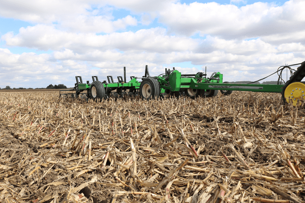 Unverferth Zone Builder InLine Ripper Deep Tillage