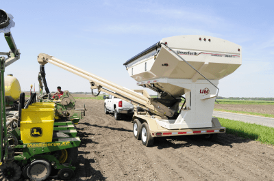 Unverferth Seed Runner Bulk Tank Tender