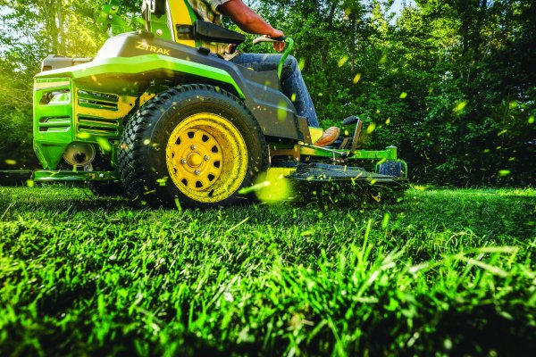 Save 10% | John Deere Mower Blades