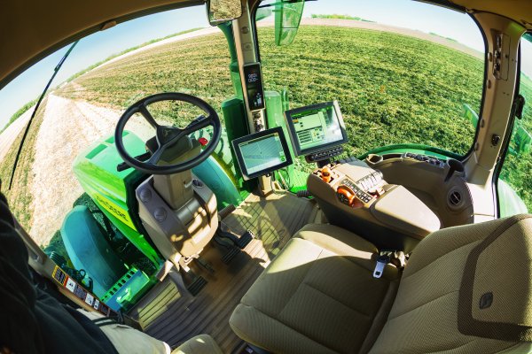 How it Works | John Deere Tractor Cab Suspension