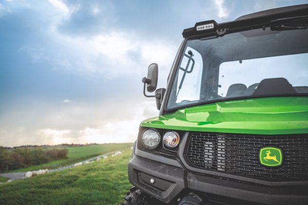 John Deere Gator Attachment Configurator