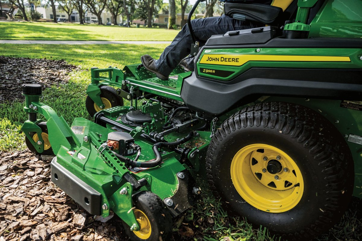 John Deere Z998R Zero Turn Mower